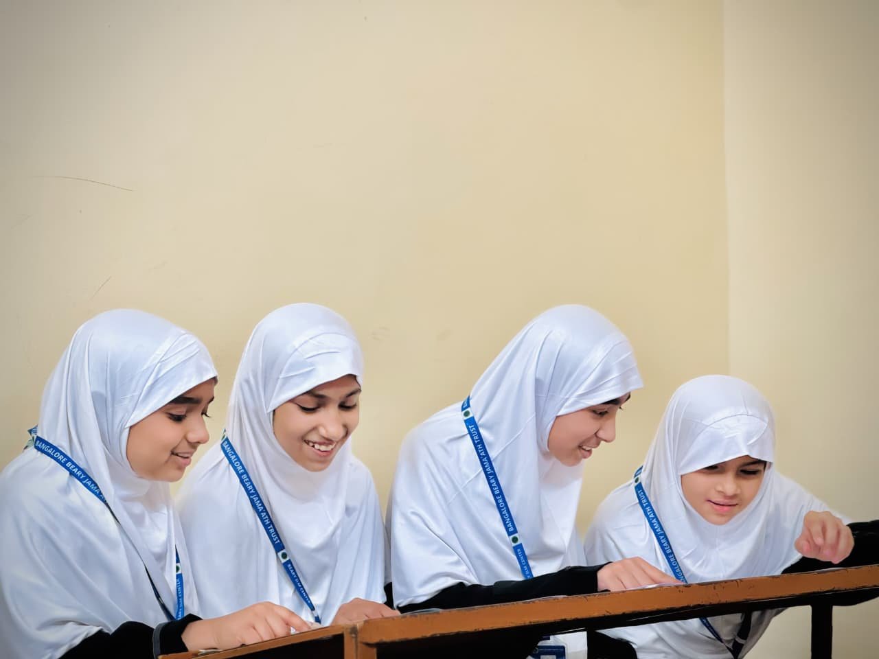 Girls' class · reading together